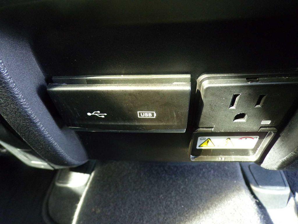 used 2020 Jeep Cherokee car, priced at $18,922