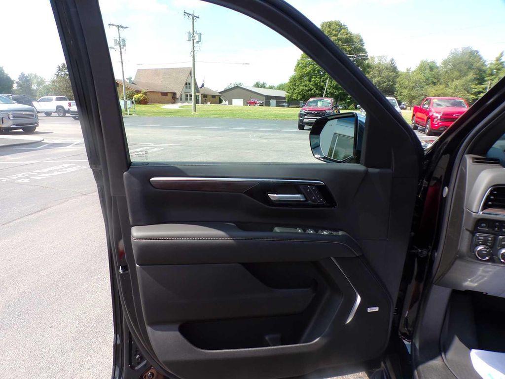 new 2025 Chevrolet Tahoe car, priced at $76,359