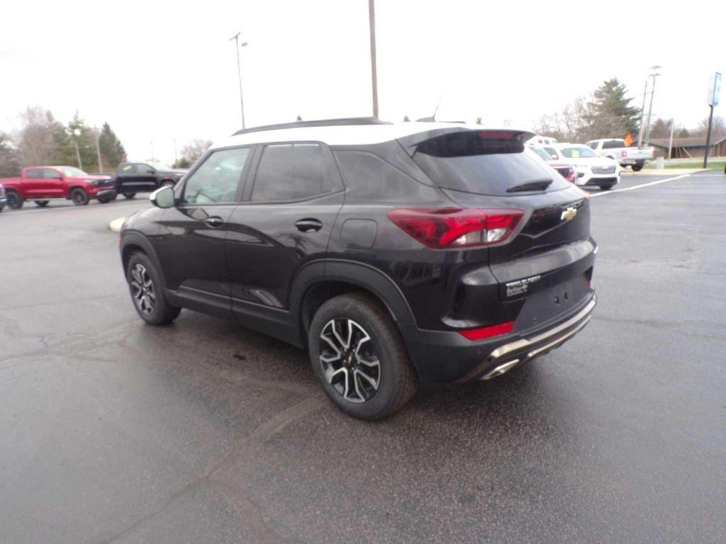used 2023 Chevrolet TrailBlazer car, priced at $21,922