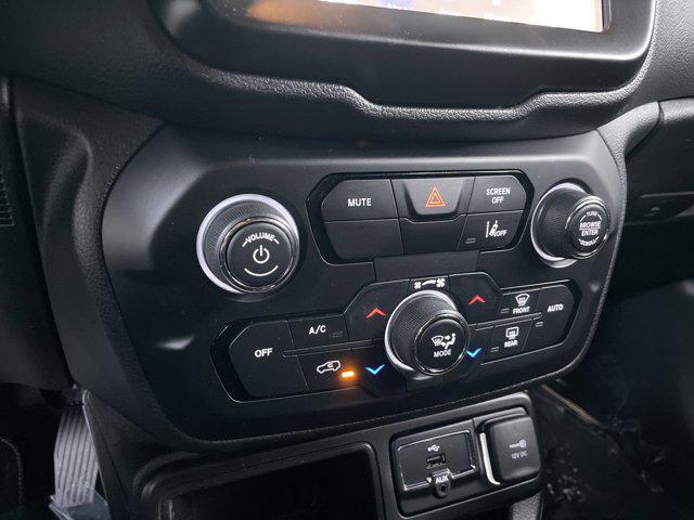 used 2021 Jeep Renegade car, priced at $13,899