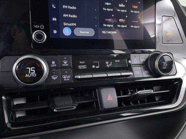 used 2023 Toyota Highlander car, priced at $35,699