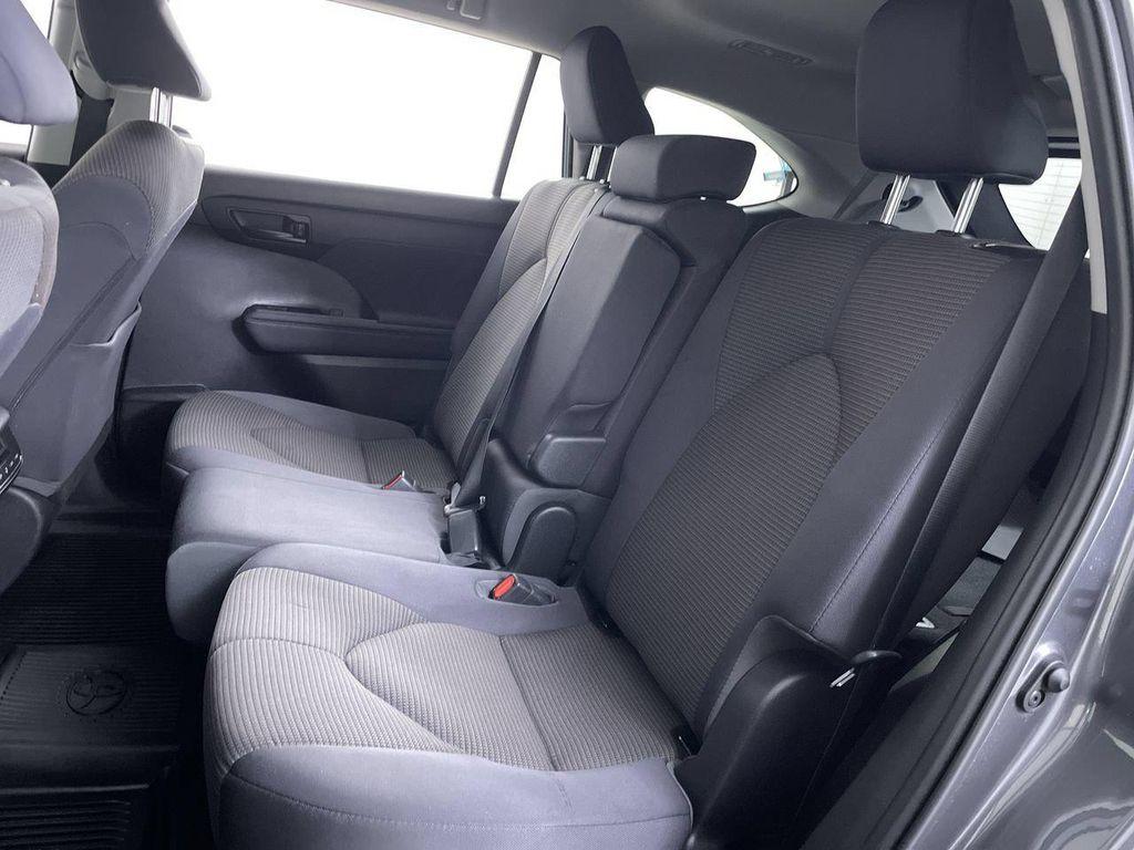 used 2023 Toyota Highlander car, priced at $35,097