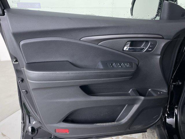 used 2022 Honda Pilot car, priced at $29,499