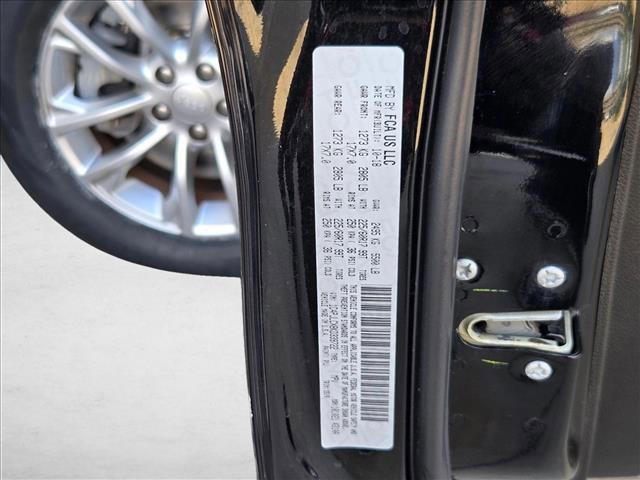 used 2019 Jeep Cherokee car, priced at $13,998
