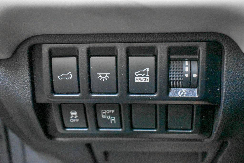 used 2021 Subaru Ascent car, priced at $22,000