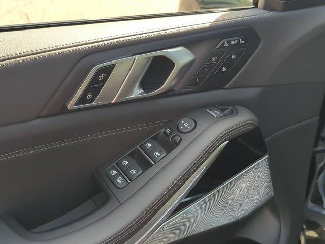 new 2026 BMW X7 car, priced at $110,005