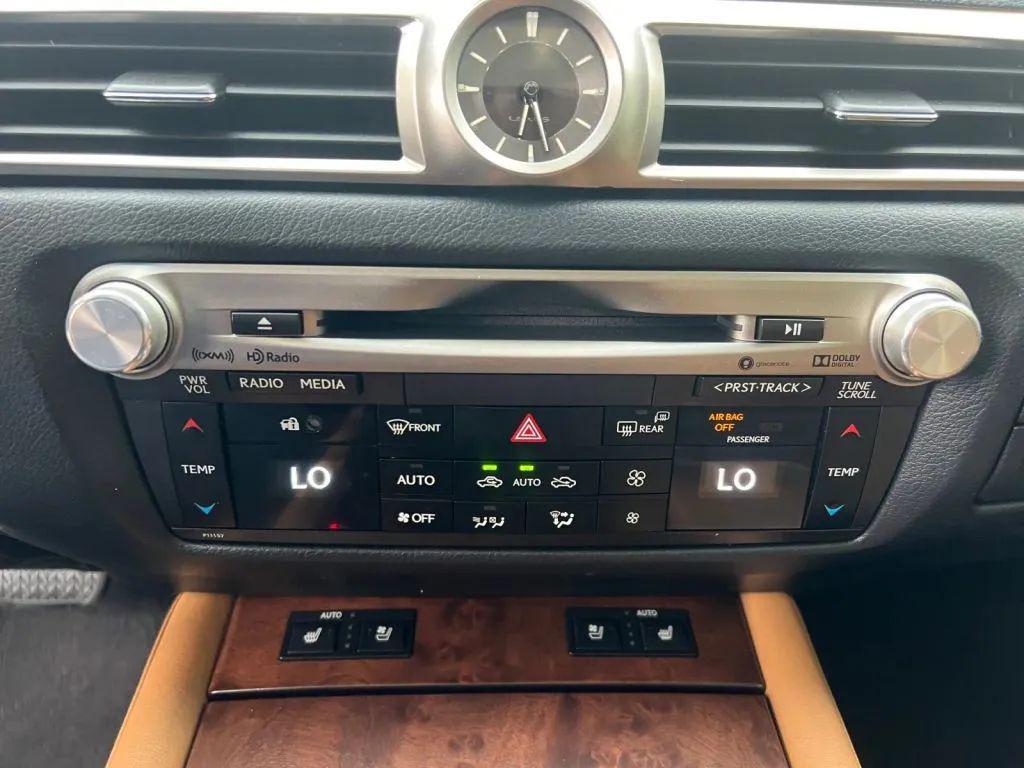 Lexus GS view 38