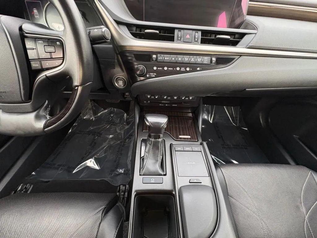 used 2019 Lexus ES 350 car, priced at $24,995