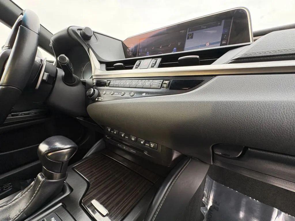used 2019 Lexus ES 350 car, priced at $24,995
