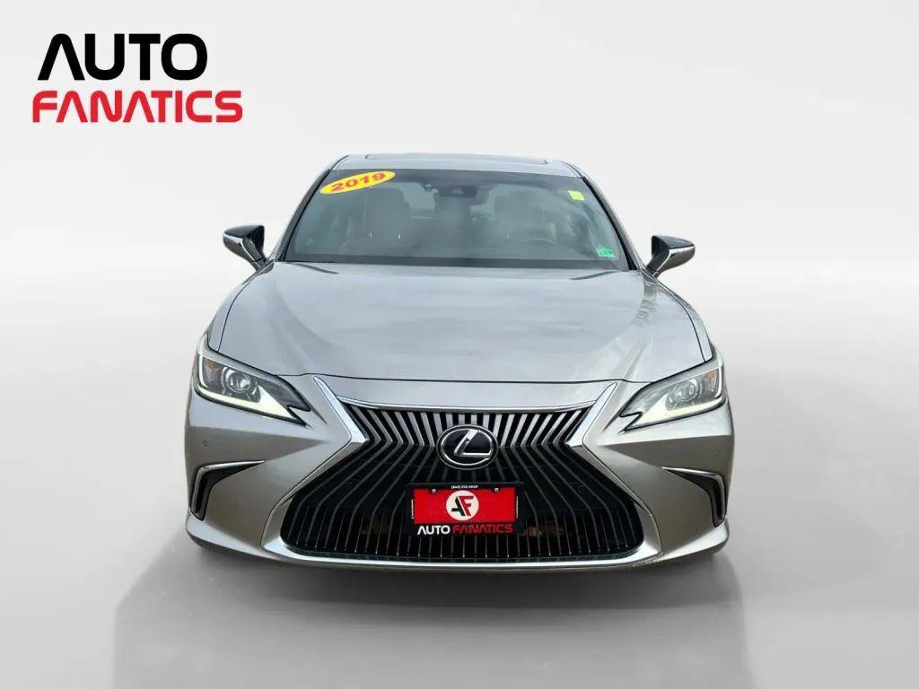 used 2019 Lexus ES 350 car, priced at $25,126
