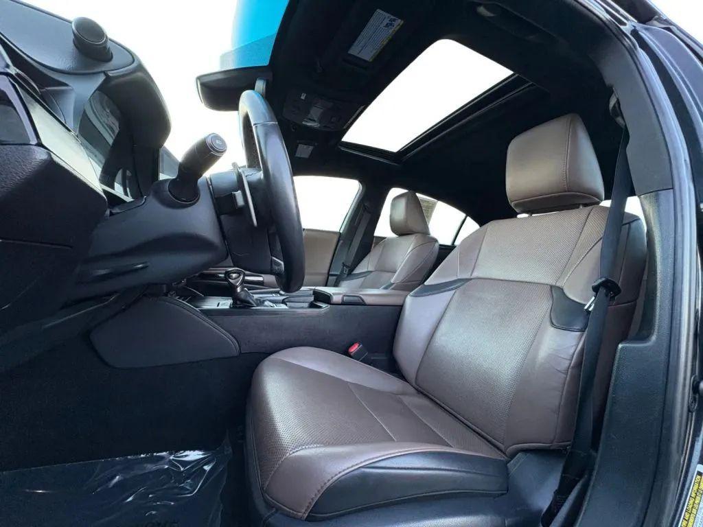 used 2022 Lexus ES 350 car, priced at $30,995