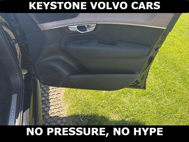 new 2026 Volvo XC90 car, priced at $66,495