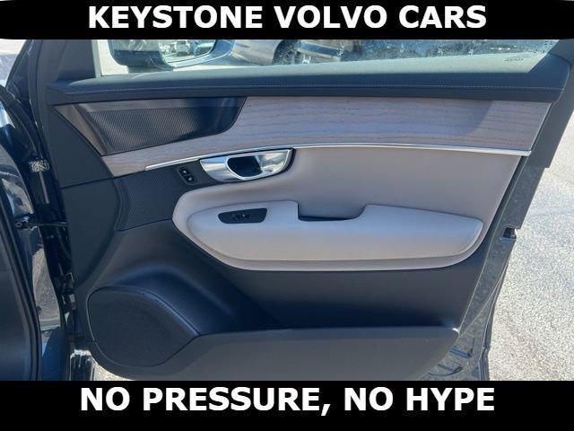 new 2026 Volvo XC90 car, priced at $71,720