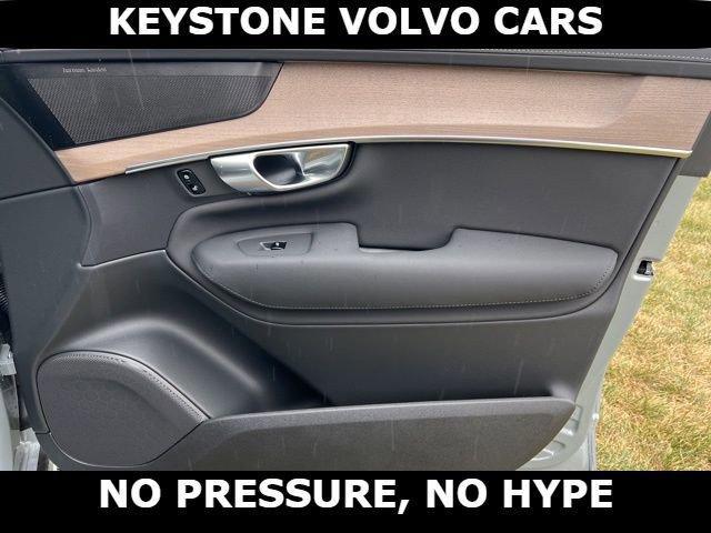 new 2026 Volvo XC90 car, priced at $71,825