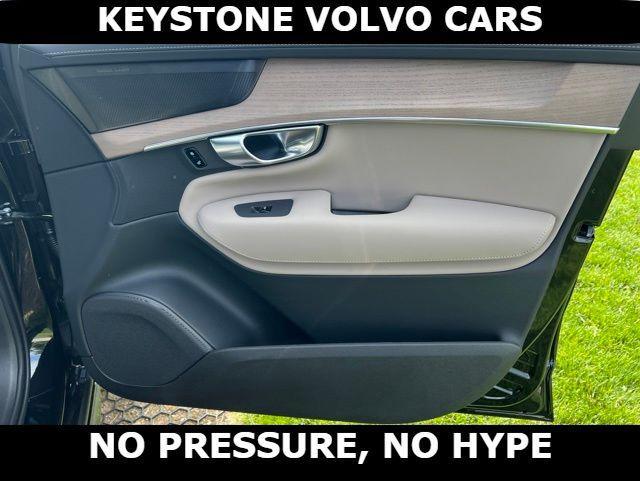 new 2026 Volvo XC90 car, priced at $69,895