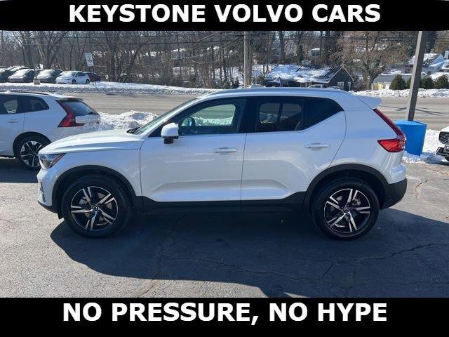 used 2025 Volvo XC40 car, priced at $31,895