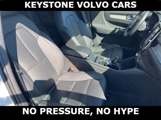 used 2025 Volvo XC40 car, priced at $31,895