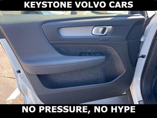 used 2025 Volvo XC40 car, priced at $31,895