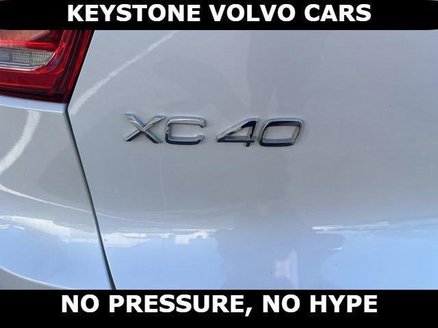 used 2025 Volvo XC40 car, priced at $31,895