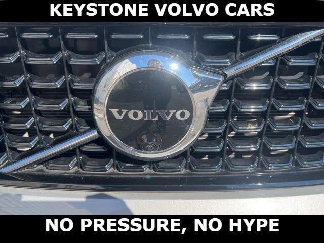 used 2023 Volvo XC40 car, priced at $31,895