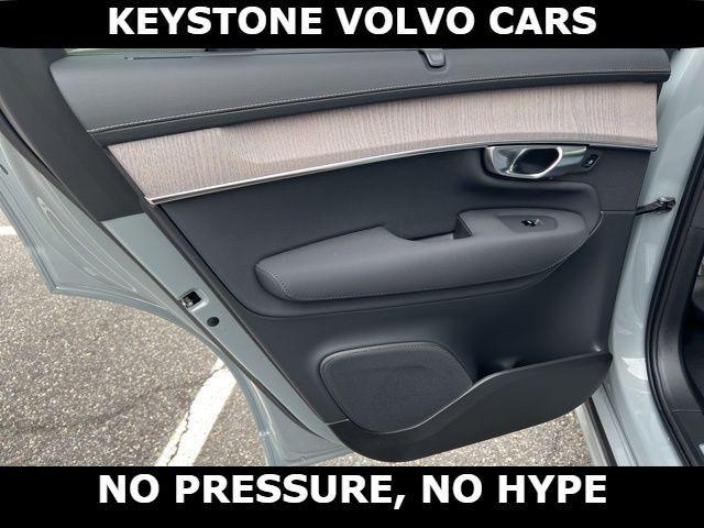 new 2026 Volvo XC90 car, priced at $71,349