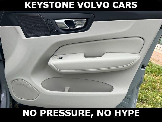 new 2026 Volvo XC60 car, priced at $61,061