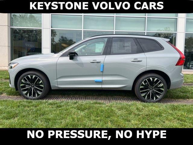 new 2026 Volvo XC60 car, priced at $61,061