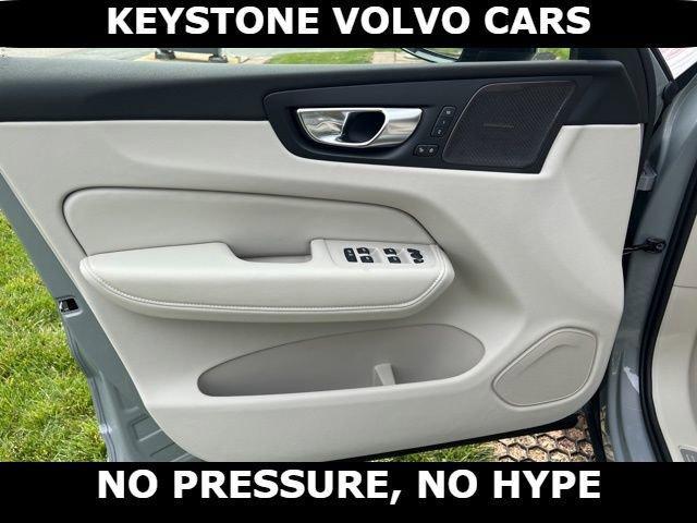 new 2026 Volvo XC60 car, priced at $61,061