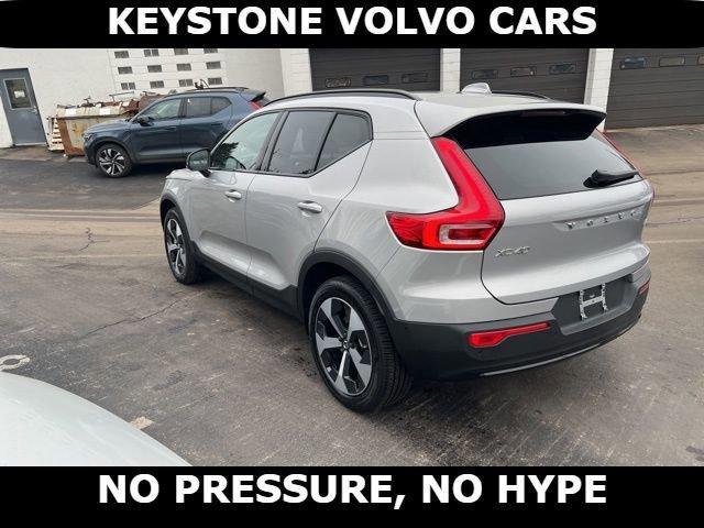 used 2025 Volvo XC40 car, priced at $31,995
