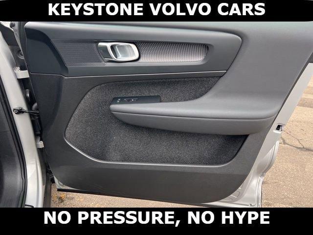 used 2025 Volvo XC40 car, priced at $31,995