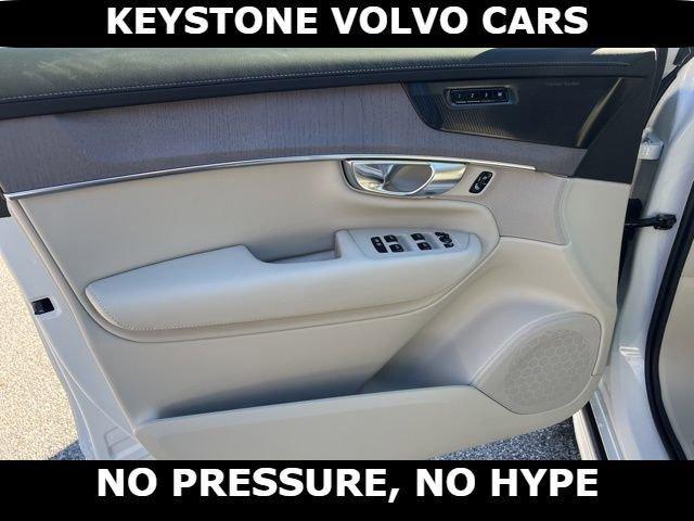 new 2026 Volvo XC90 car, priced at $75,155