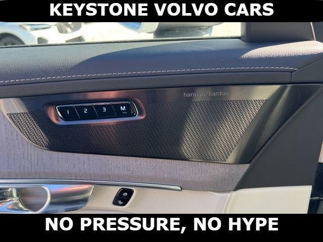 new 2026 Volvo XC90 car, priced at $75,155