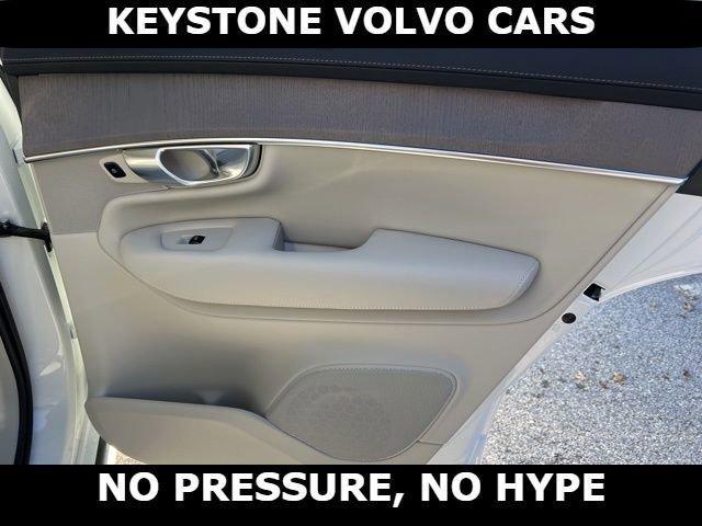 new 2026 Volvo XC90 car, priced at $75,155