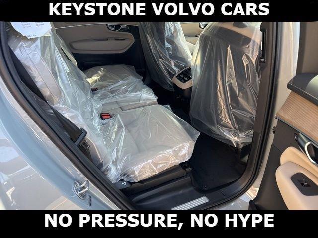 new 2026 Volvo XC90 car, priced at $69,542