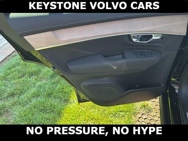 new 2026 Volvo XC90 car, priced at $68,624