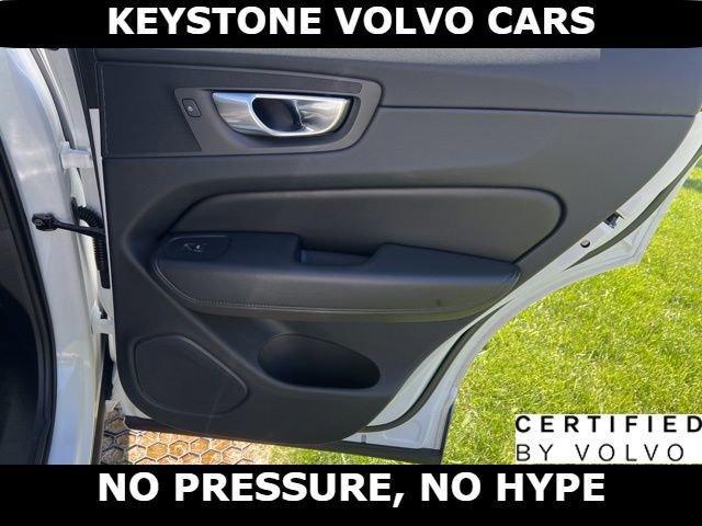 used 2023 Volvo XC60 car, priced at $32,895