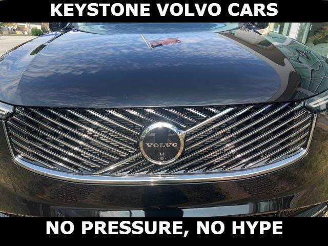 new 2026 Volvo XC90 car, priced at $71,825