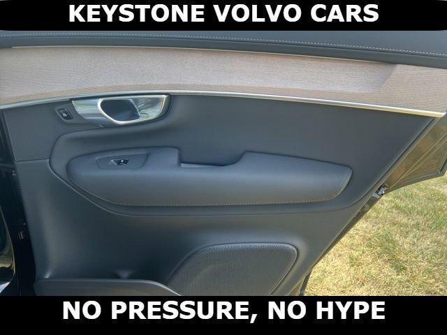 new 2026 Volvo XC90 car, priced at $71,825
