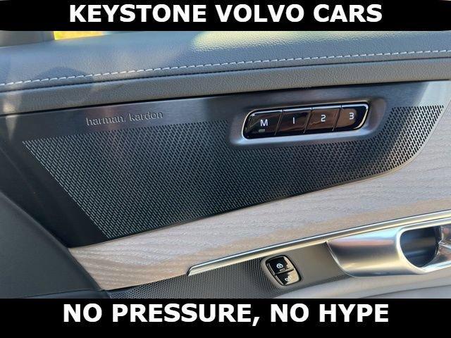 new 2026 Volvo XC90 car, priced at $75,950
