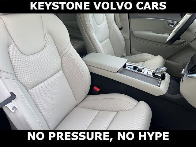 new 2026 Volvo XC90 car, priced at $75,155