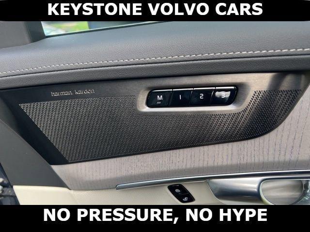 new 2026 Volvo XC90 car, priced at $75,155