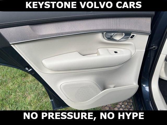 new 2026 Volvo XC90 car, priced at $75,155