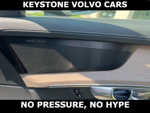 new 2026 Volvo XC90 car, priced at $71,825