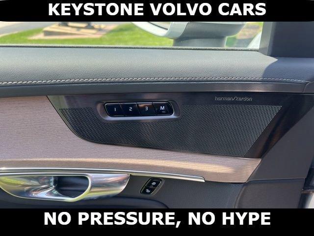new 2026 Volvo XC90 car, priced at $71,825