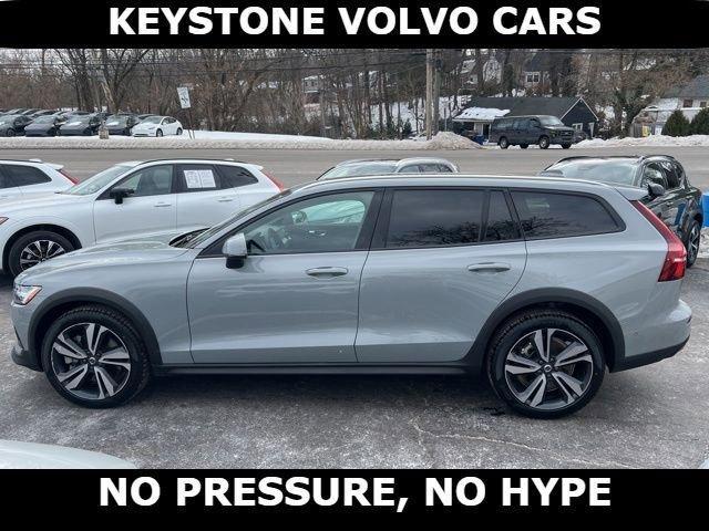 used 2025 Volvo V60 Cross Country car, priced at $35,395