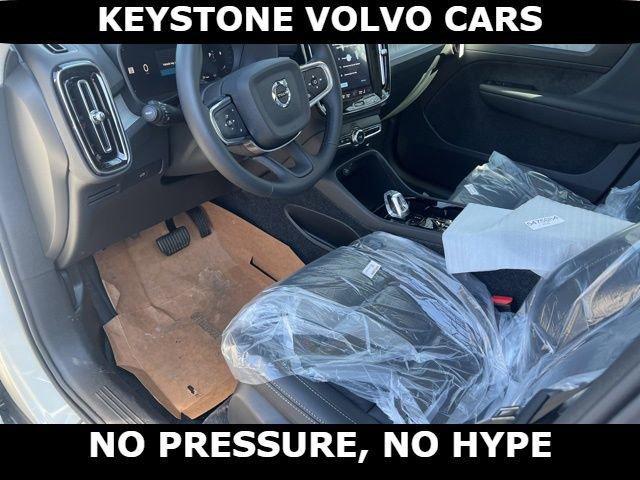 new 2026 Volvo XC40 car, priced at $48,948