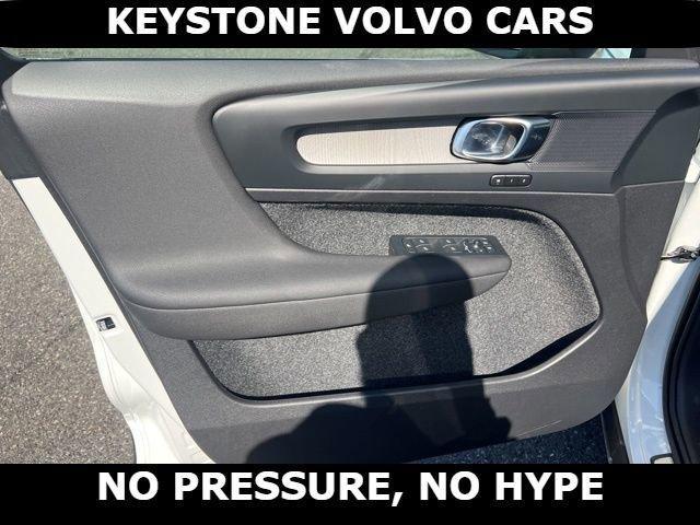 new 2026 Volvo XC40 car, priced at $48,948