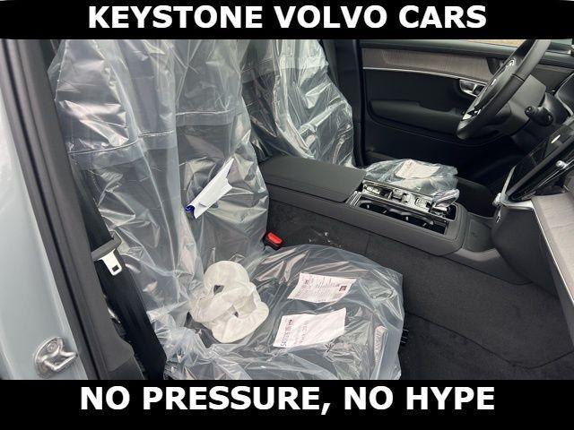 new 2026 Volvo XC90 car, priced at $70,155