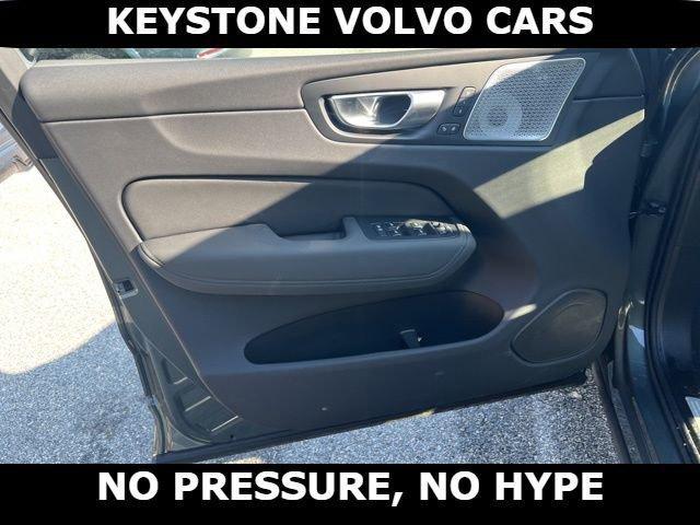 new 2026 Volvo XC60 Plug-In Hybrid car, priced at $81,735