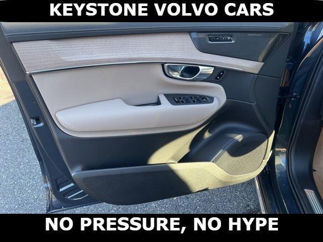 new 2026 Volvo XC90 car, priced at $71,825